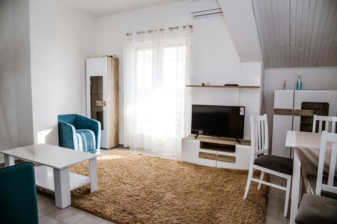 Iker Apartments Tivat Bagian luar foto