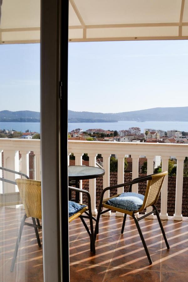 Iker Apartments Tivat Bagian luar foto