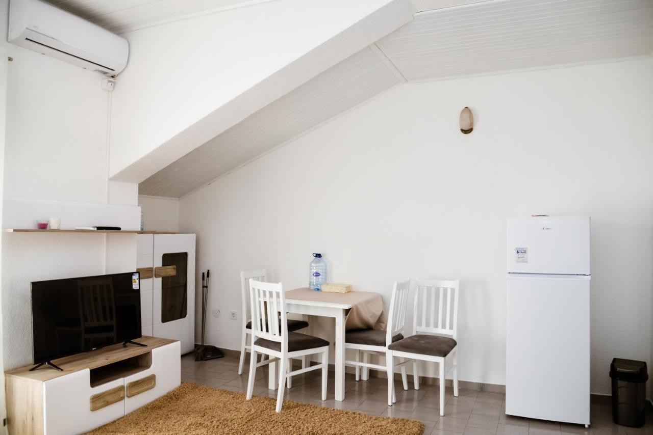 Iker Apartments Tivat Bagian luar foto