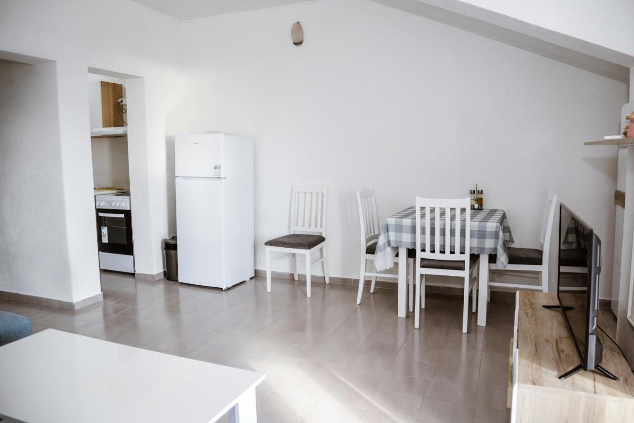 Iker Apartments Tivat Bagian luar foto