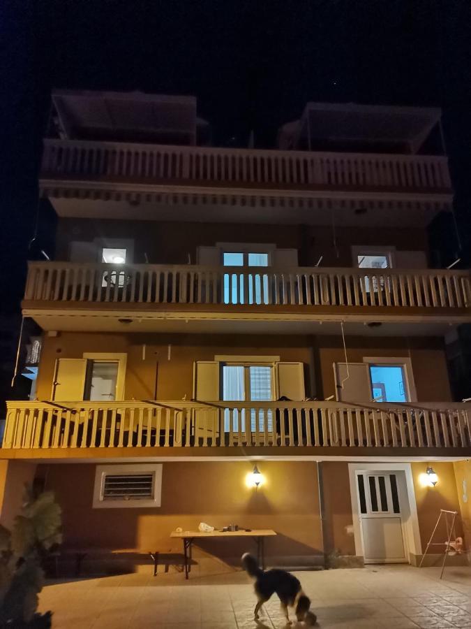 Iker Apartments Tivat Bagian luar foto